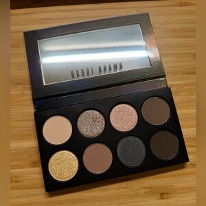 Bobbi Brown smoke & metals Eyeshadow Palette